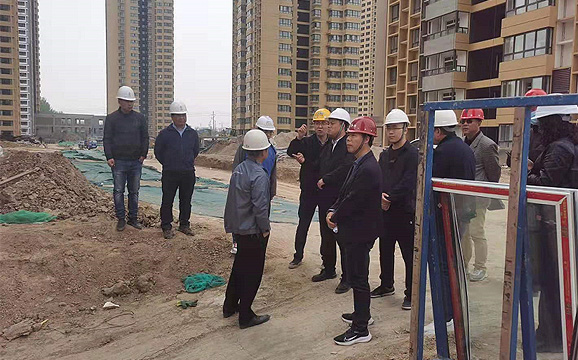 萬邦要聞 | 咸陽市秦都區(qū)副區(qū)長、住建局領(lǐng)導(dǎo)一行來我公司工程項目部視察工作